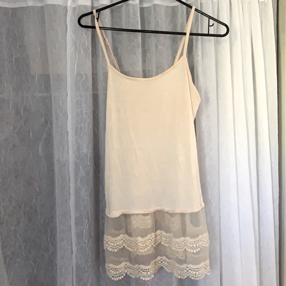 Grace & Lace Scalloped Shirt Extender
